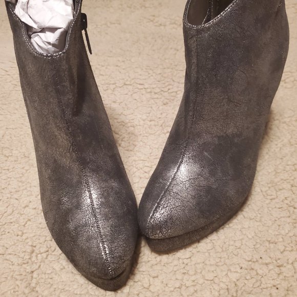 Michael Antonio Candey Wedge Bootie Pewter - Picture 3 of 3